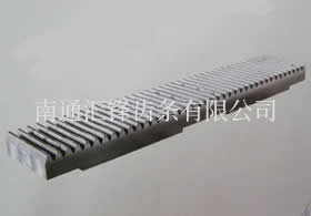 港機齒條